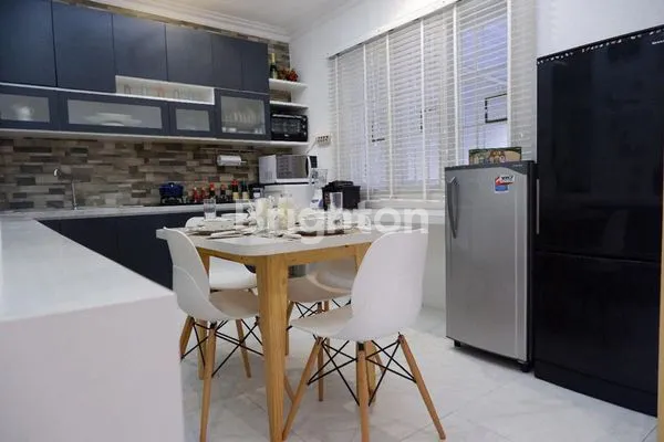 image RUMAH SIAP HUNI 2 LANTAI DI GADING INDAH REGENCY SURABAYA  (7)