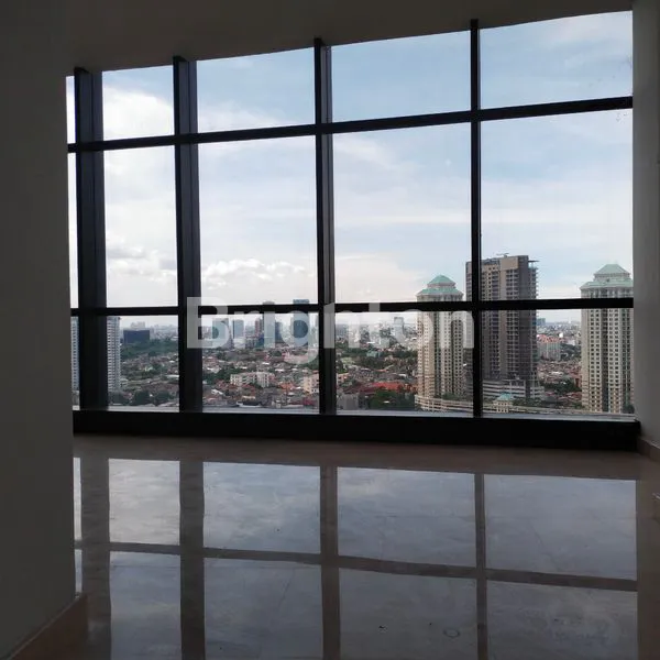 image APARTMENT SUDIRMAN SUITES  2 BR CORNER UNFURNISHED. (5)