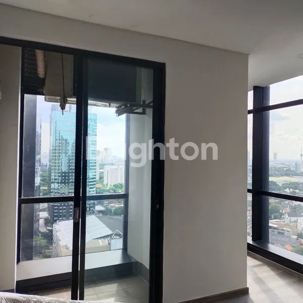 image APARTMENT SUDIRMAN SUITES  2 BR CORNER UNFURNISHED. (4)