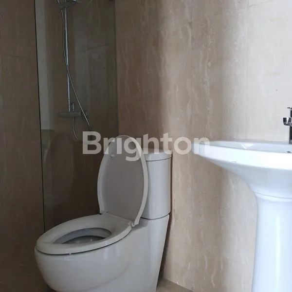 image APARTMENT SUDIRMAN SUITES  2 BR CORNER UNFURNISHED. (3)