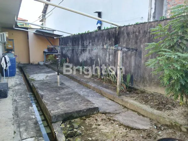 image RUMAH + TANAH LUAS PINGGIR JALAN RAYA (5)