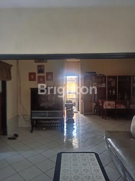 image RUMAH + TANAH LUAS PINGGIR JALAN RAYA (6)