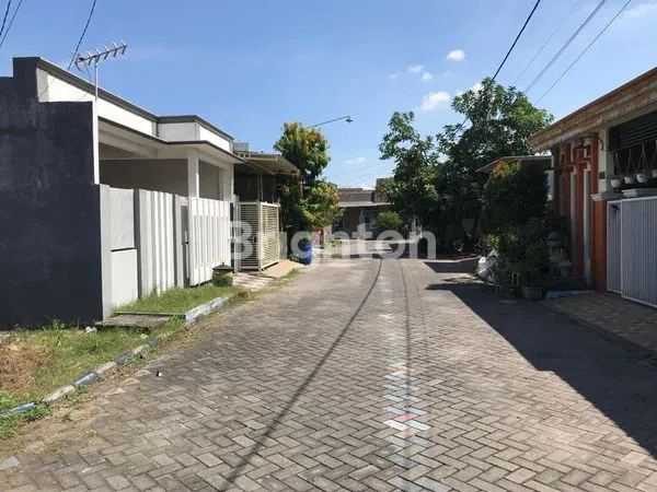 image RUMAH TERAWAT JERUK GAMPING KRIAN (6)