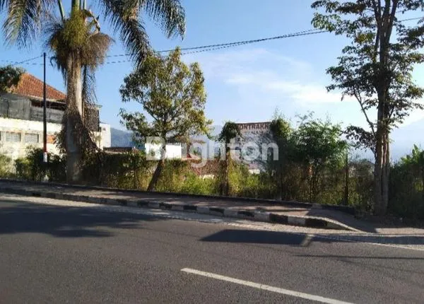 TANAH PUSAT KOTA BATU