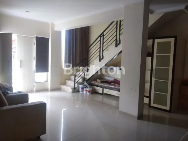 image NGINDEN INTAN 2 1/4 LANTAI (8)