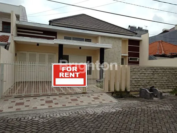 image RUMAH MANYAR TIRTO ASRI 1,5 LANTAI LOKASI STRATEGIS (1)