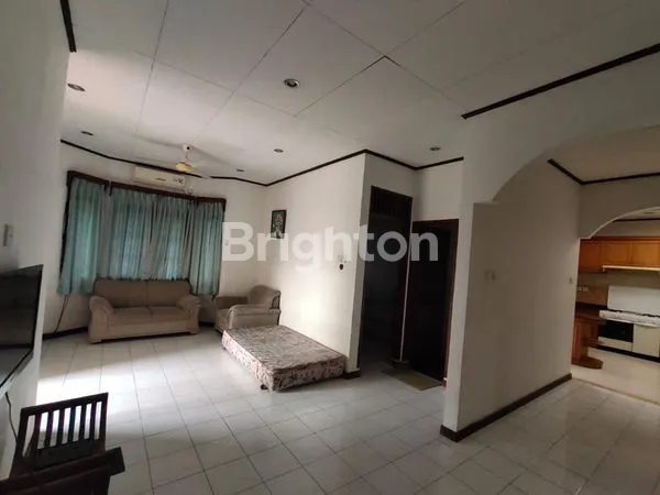 image RUMAH FULL FURNITURE DI PERUMAHAN ELITE (1)