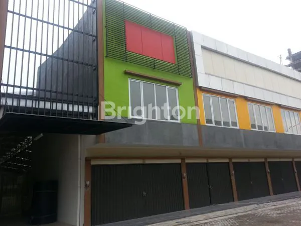 image RUKO 2,5 LANTAI POSISI HOOK DAERAH STRATEGIS (1)