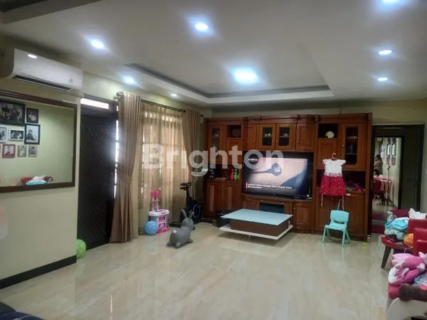 image RUMAH SLIPI 3 LANTAI COCOK UTK KOST (2)