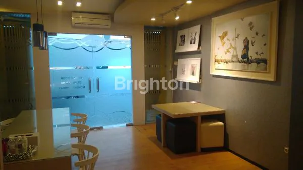 image RUKO 4 LT LOKASI STRATEGIS DI DHARMAHUSADA SURABAYA (6)