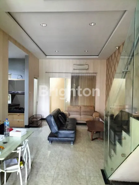 image RUMAH CANTIK MINIMALIS SIAP HUNI 2 LANTAI FULL FURNISHED DI NIRWANA EKSEKUTIF (4)