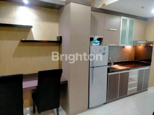 image APARTEMEN TRILLIUM MEWAH FULL FURNISH VIEW PLAZA (7)