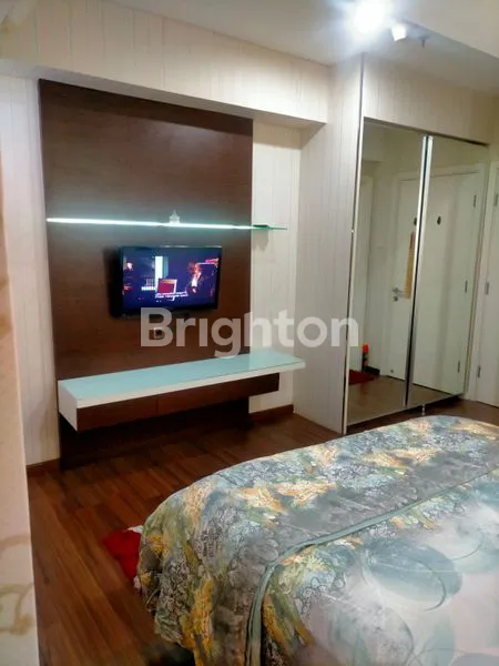 image APARTEMEN TRILLIUM MEWAH FULL FURNISH VIEW PLAZA (5)