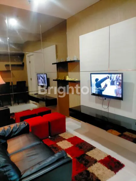 image APARTEMEN TRILLIUM MEWAH FULL FURNISH VIEW PLAZA (1)