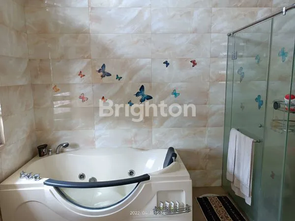 image RUMAH MEWAH ROYAL SUMATERA MEDAN TUNTUNGAN (2)