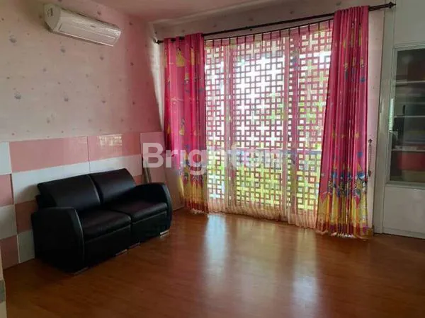 image RUMAH MEWAH ROYAL RESIDENCE (14)