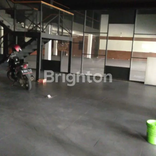 image GUDANG EX GIANT FATMAWATI (3)