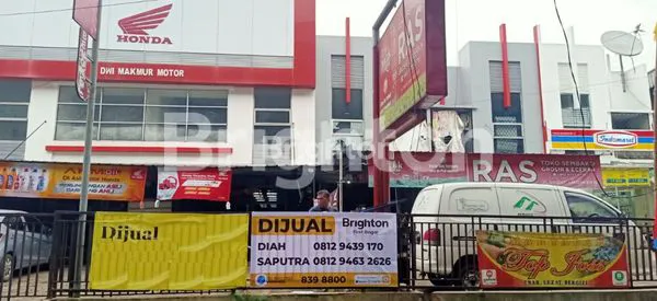 image RUKO GANDENG THREE IN ONE STRATEGIS LETAK PINGGIR JALAN (7)