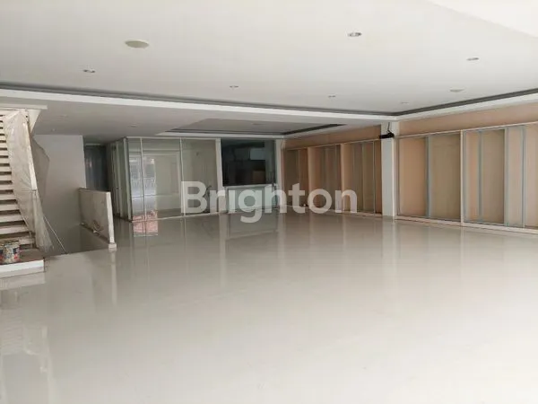 image RESTAURANT MEWAH BARU KOTA KEDIRI (2)