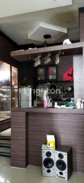 image RUMAH 2,5 LANTAI  (3)