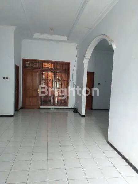 image RUMAH 1 SETENGAH LANTAI SIAP HUNI PERUMAHAN PONDOK MUTIARA SIDOARJO (6)