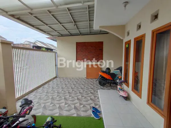 image RUMAH HUNI MODEL MINIMALIS LOKASI STRATEGIS DI PERUMAHAN MOJOROTO INDAH, KOTA KEDIRI (6)