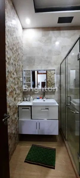 image RUMAH MODERN SIAP PAKAI ARAYA MALANG (6)