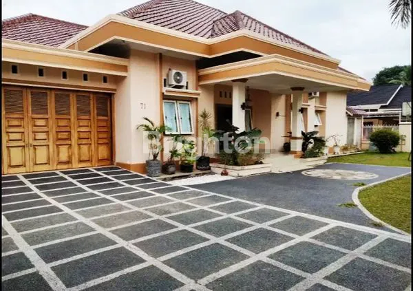 image RUMAH MEWAH KEREN HARGA MASUK AKAL  (1)