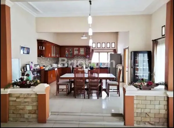 image RUMAH MEWAH KEREN HARGA MASUK AKAL  (3)