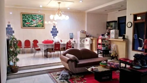 image VILLA NYAMAN DAHLIA, 2 LANTAI, LUAS 400M², HARGA MENARIK (5)