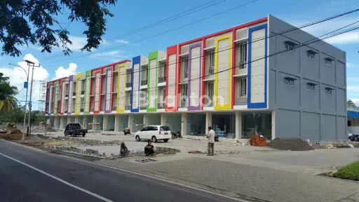 RUKO DI RAYA MANADO BITUNG DESA KOLONGAN, KALAWAT, MINAHASA UTARA