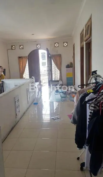 image RUMAH MEWAH DI MALANG (2)