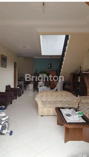 image RUMAH MEWAH DI MALANG (5)