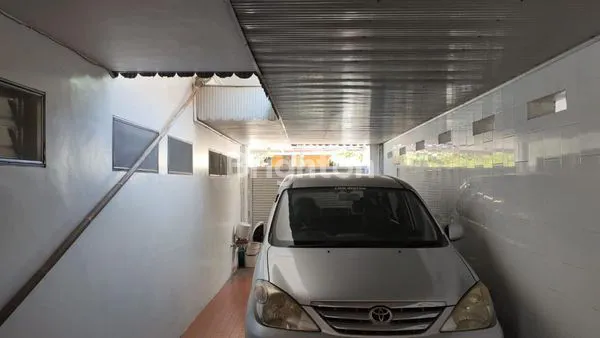 image RUMAH 1 LANTAI LOKASI TENANG DEKAT PUSAT PERDAGANGAN, SURABAYA PUSAT (3)