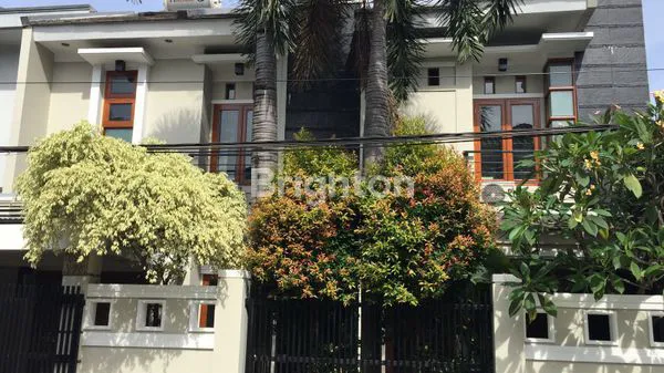 RUMAH CANTIK FULLY FURNISHED DEKAT ST MRT DI CIPETE JAKARTA SELATAN