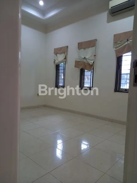 image RUMAH SIAP HUNI 1 LANTAI PERUM GRIYA ARTERI SARI TLOGOSARIKULON PEDURUNGAN SEMARANG DEKAT MASJID AGUNG JAWA TENGAH UNIVERSITAS SEMARANG (2)