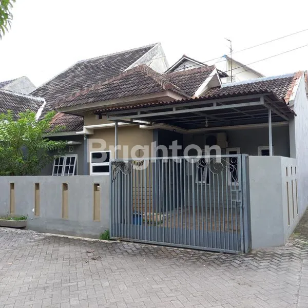 image RUMAH SIAP HUNI 1 LANTAI PERUM GRIYA ARTERI SARI TLOGOSARIKULON PEDURUNGAN SEMARANG DEKAT MASJID AGUNG JAWA TENGAH UNIVERSITAS SEMARANG (1)