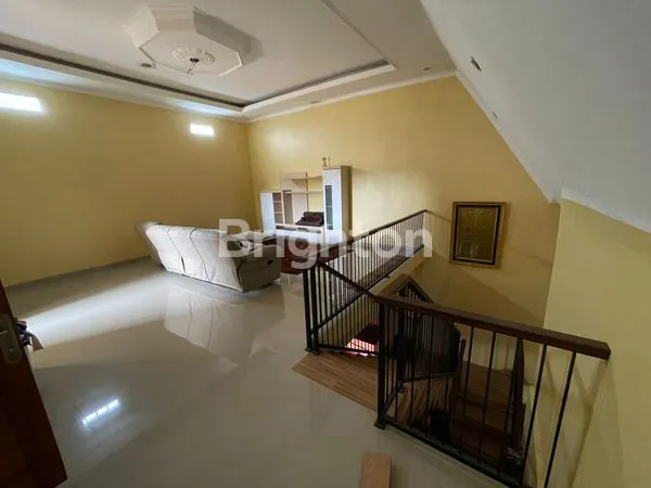 image RUMAH KEREN HARGA DIBAWA 1 M (2)