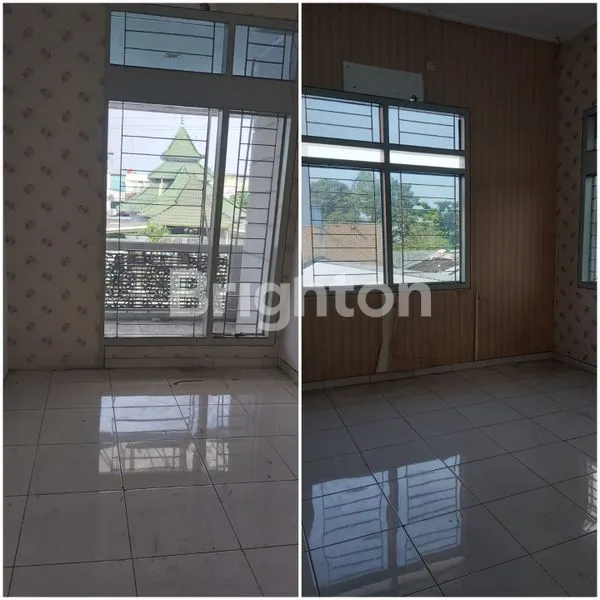 image GEDUNG 2 LANTAI TENGAH KOTA SOLO (5)