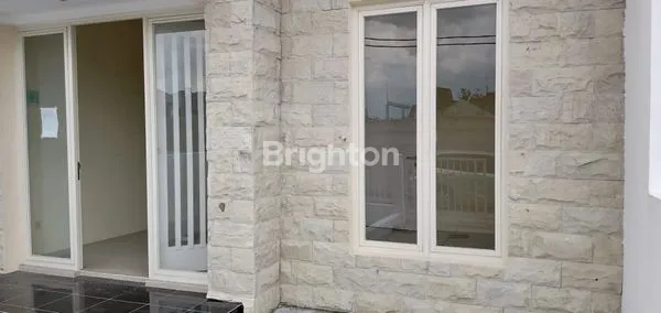 image RUNGKUT SURABAYA SIAP HUNI 2 LANTAI (4)