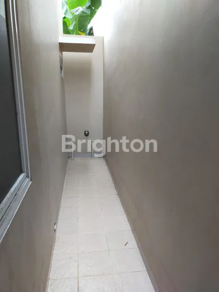 image DIJUAL/DISEWAKAN TOWN HOUSE (6)