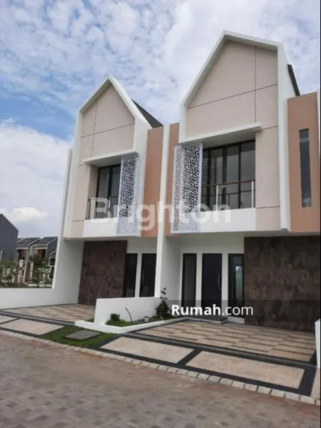 image HUNIAN AMARTHA SAFIRA CLOVER (1)