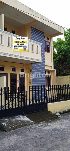 image TOWN HOUSE PREMIUM TENGAH KOTA JUAL MURAH (2)
