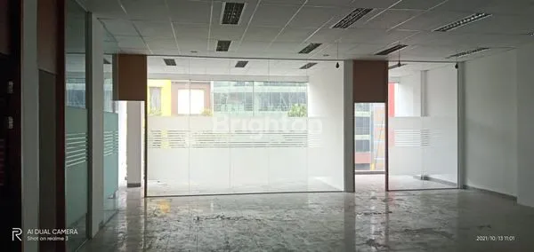 image RUKO GANDENG JAKARTA SELATAN,BANGUNAN 4 LANTAI + ROOFTOP/DAK LUAS (2)