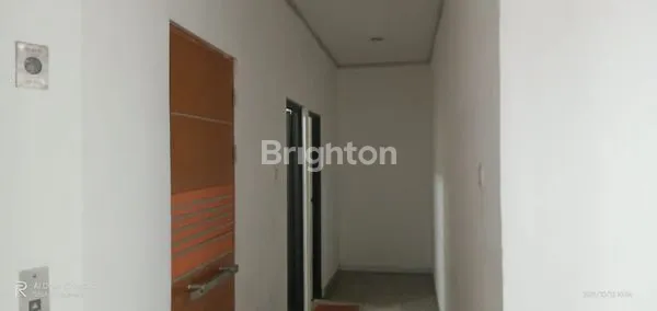 image RUKO GANDENG JAKARTA SELATAN,BANGUNAN 4 LANTAI + ROOFTOP/DAK LUAS (8)