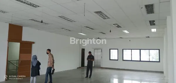 image RUKO GANDENG JAKARTA SELATAN,BANGUNAN 4 LANTAI + ROOFTOP/DAK LUAS (6)