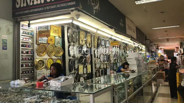 image 4 STAND DI PGS SURABAYALOKASI STRATEGIS DAN SIAP PAKAI (1)