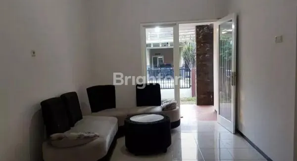 image RUMAH PERMATA JINGGA SOEKARNO HATTA LOWOKWARU MALANG (2)
