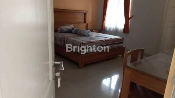 image RUMAH MEWAH DI LIPPO CIKARANG (4)