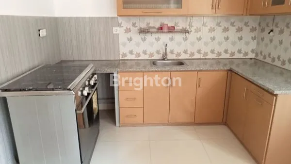 image RUMAH MEWAH DI LIPPO CIKARANG (8)